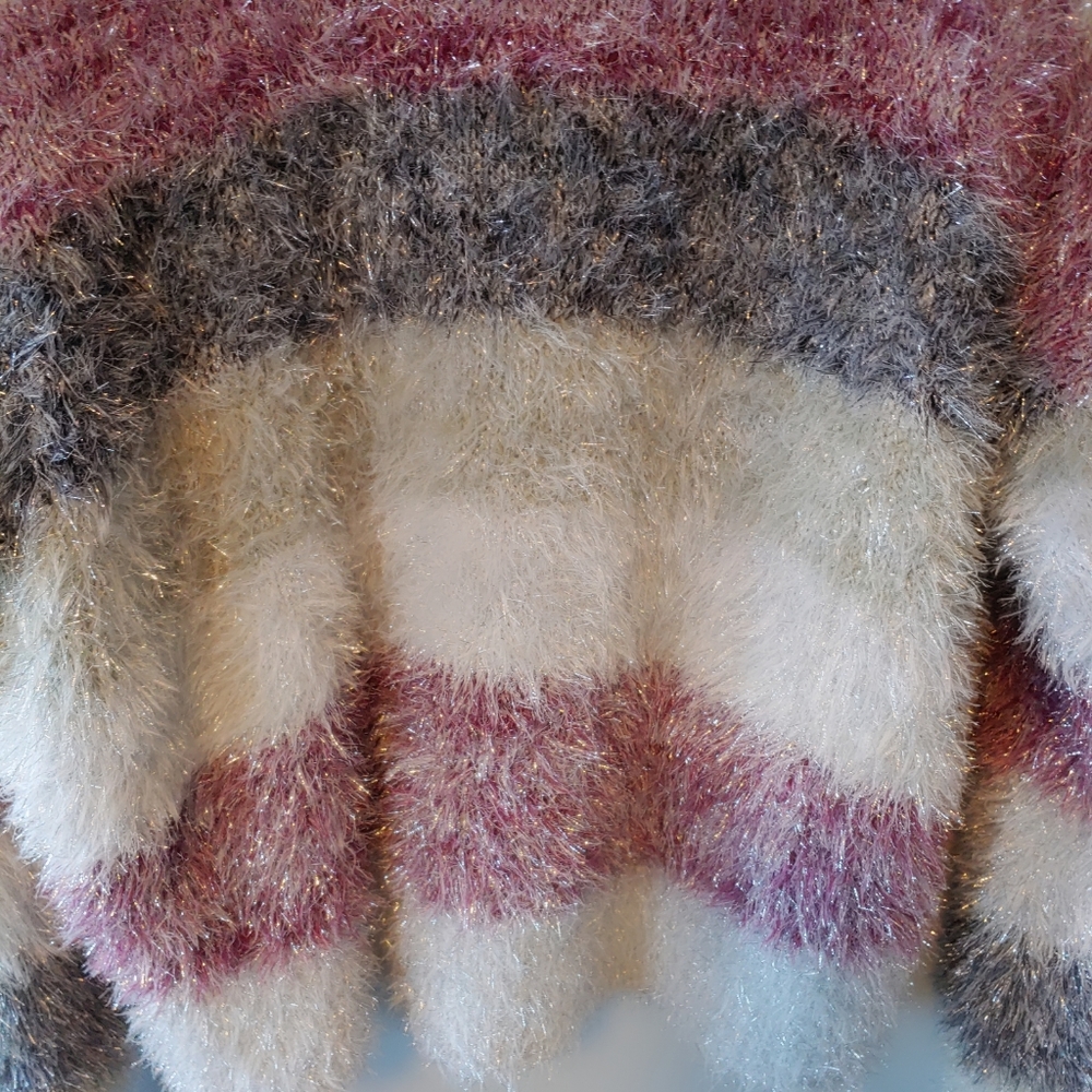 Wild Fable Oversized Fuzzy Tinsel Sweater. - Picture 5 of 10